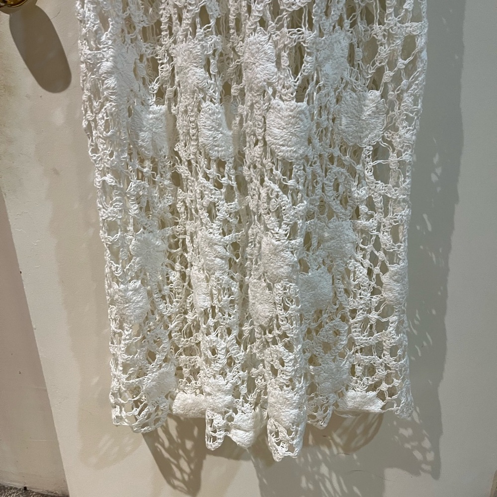 Temptation Positano Lace V Neck Floral Maxi Dress. - Picture 6 of 12